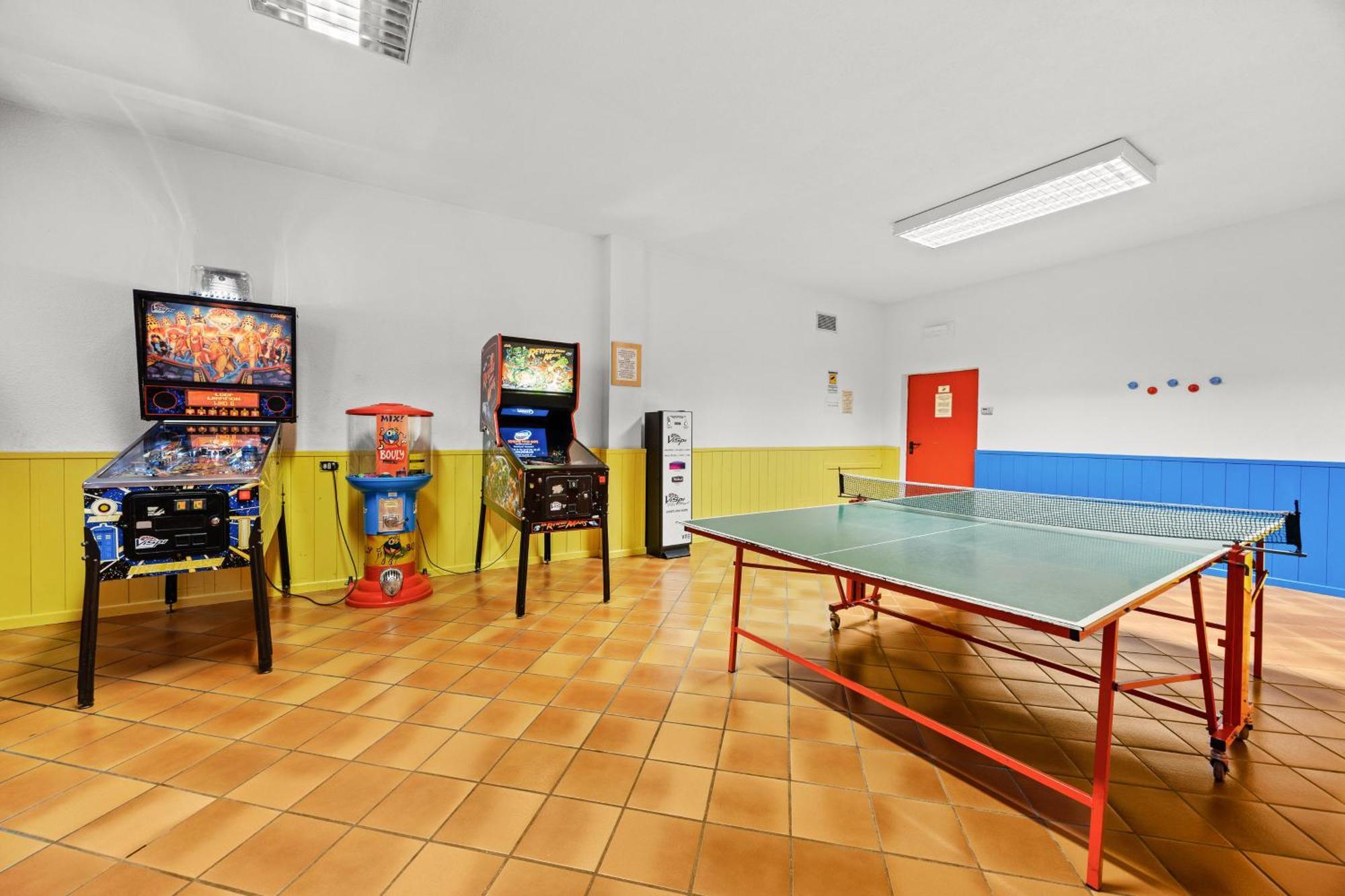 Aparthotel Des Alpes Кавалезе Екстериор снимка