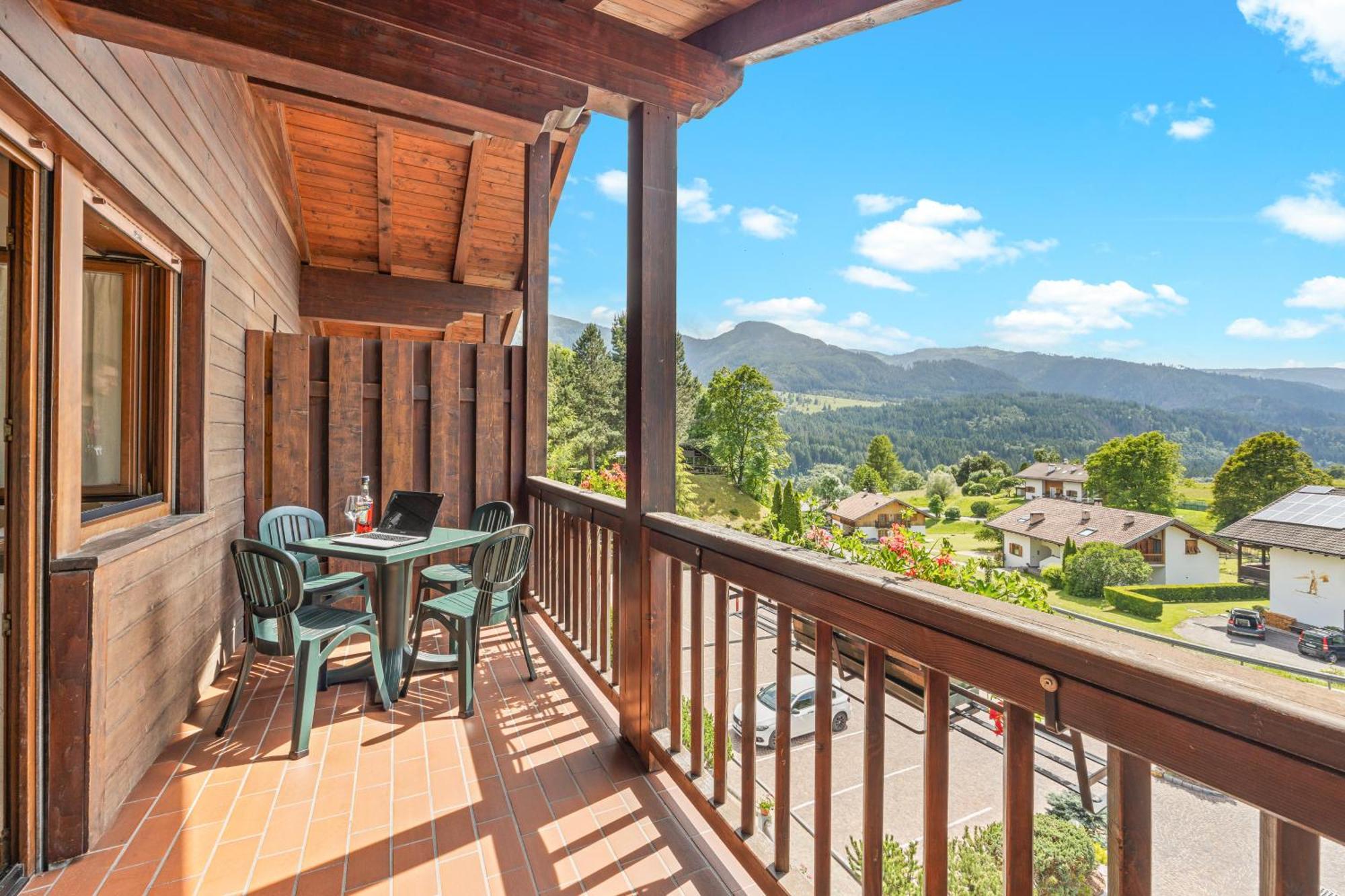 Aparthotel Des Alpes Кавалезе Екстериор снимка
