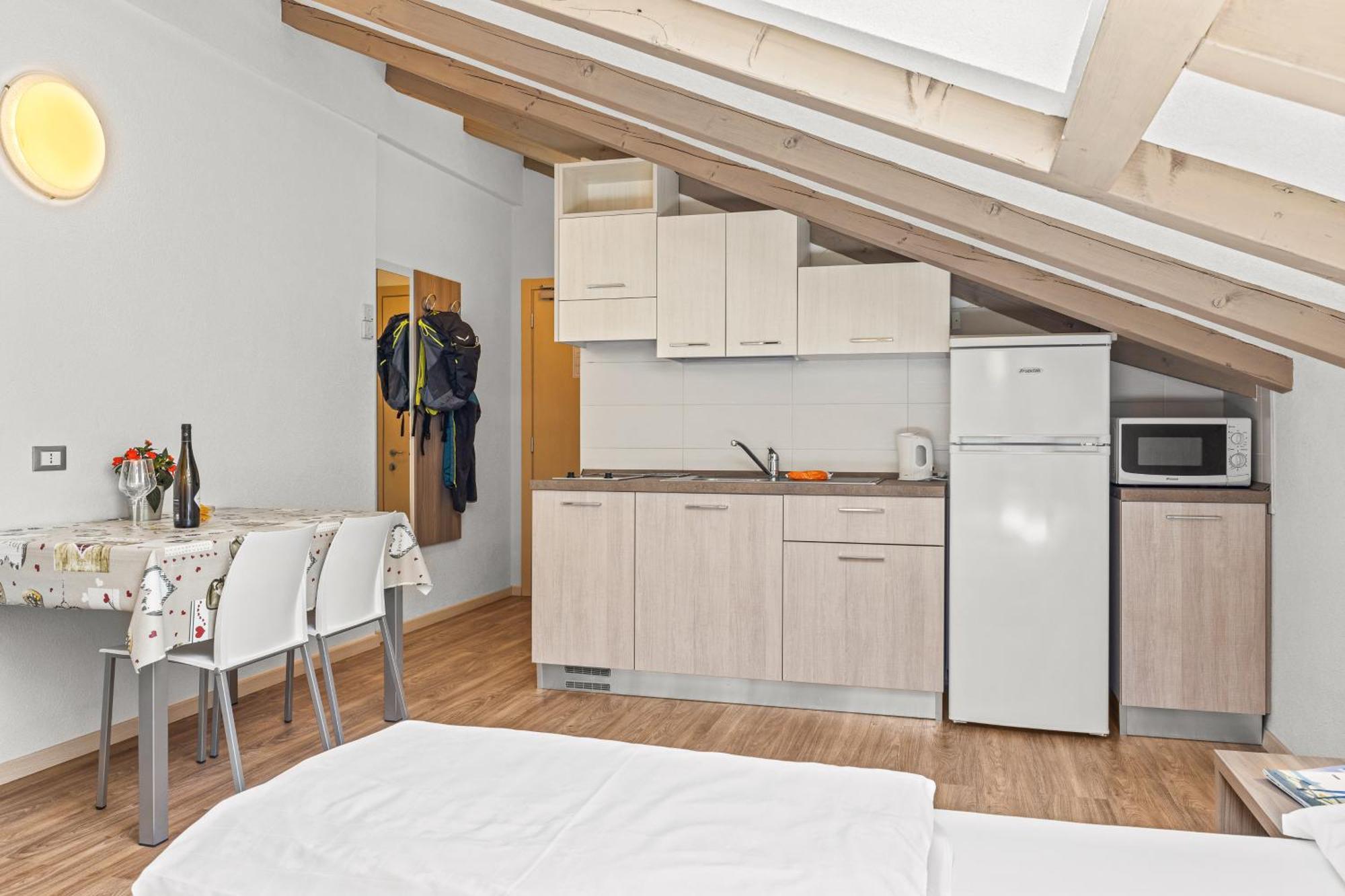 Aparthotel Des Alpes Кавалезе Екстериор снимка