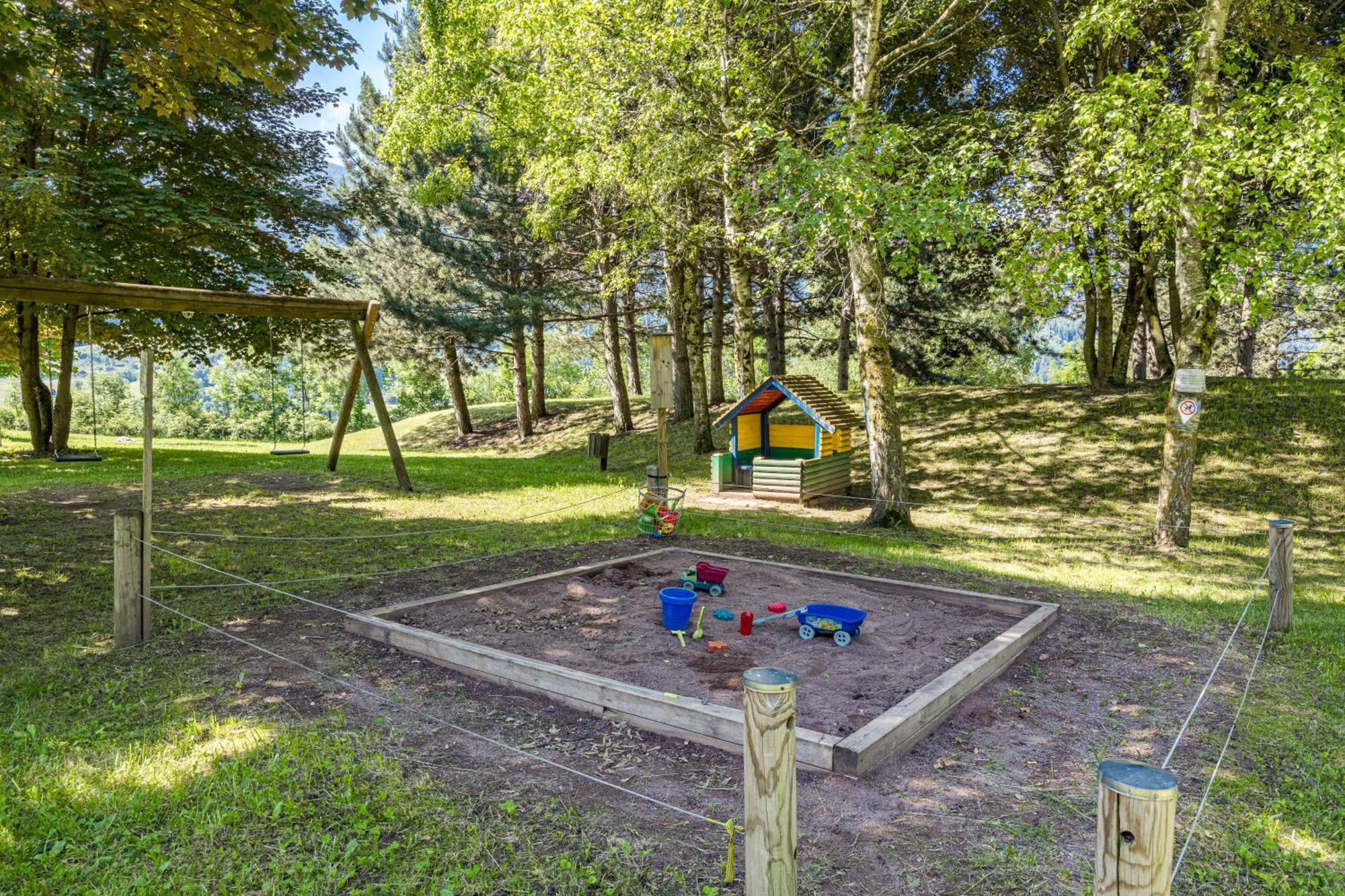 Aparthotel Des Alpes Кавалезе Екстериор снимка