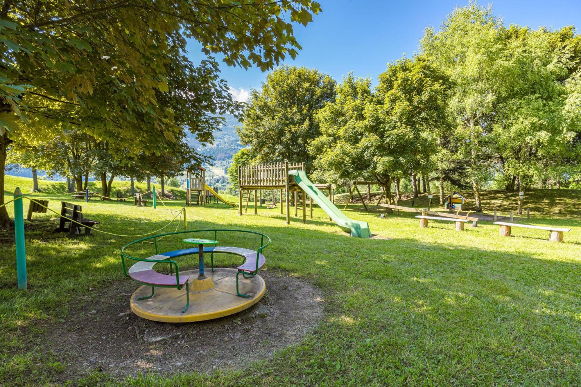 Aparthotel Des Alpes Кавалезе Екстериор снимка