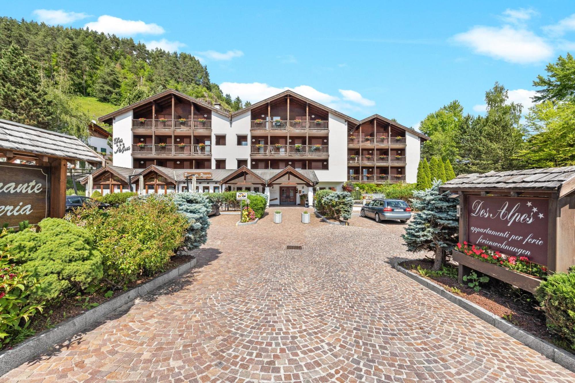 Aparthotel Des Alpes Кавалезе Екстериор снимка